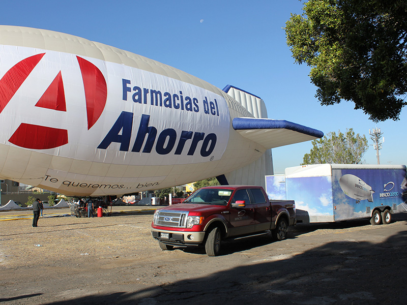 dirigible tripulado farmacias del ahorro